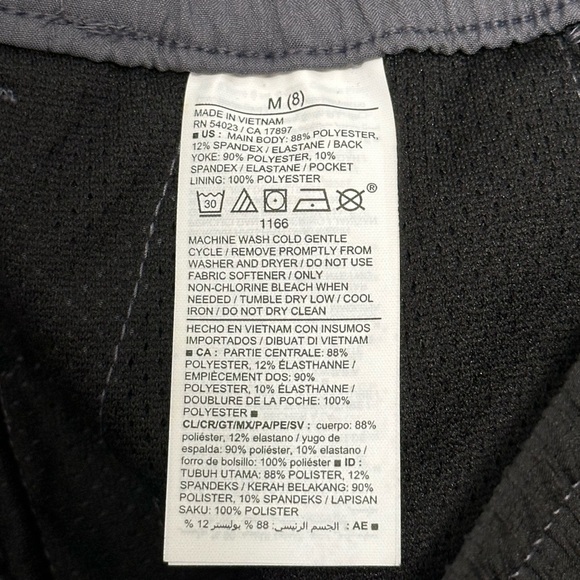 Boys Old Navy Basketball Youth Medium 8 Shorts Athletic Black Gray Active NWT - Picture 9 of 9